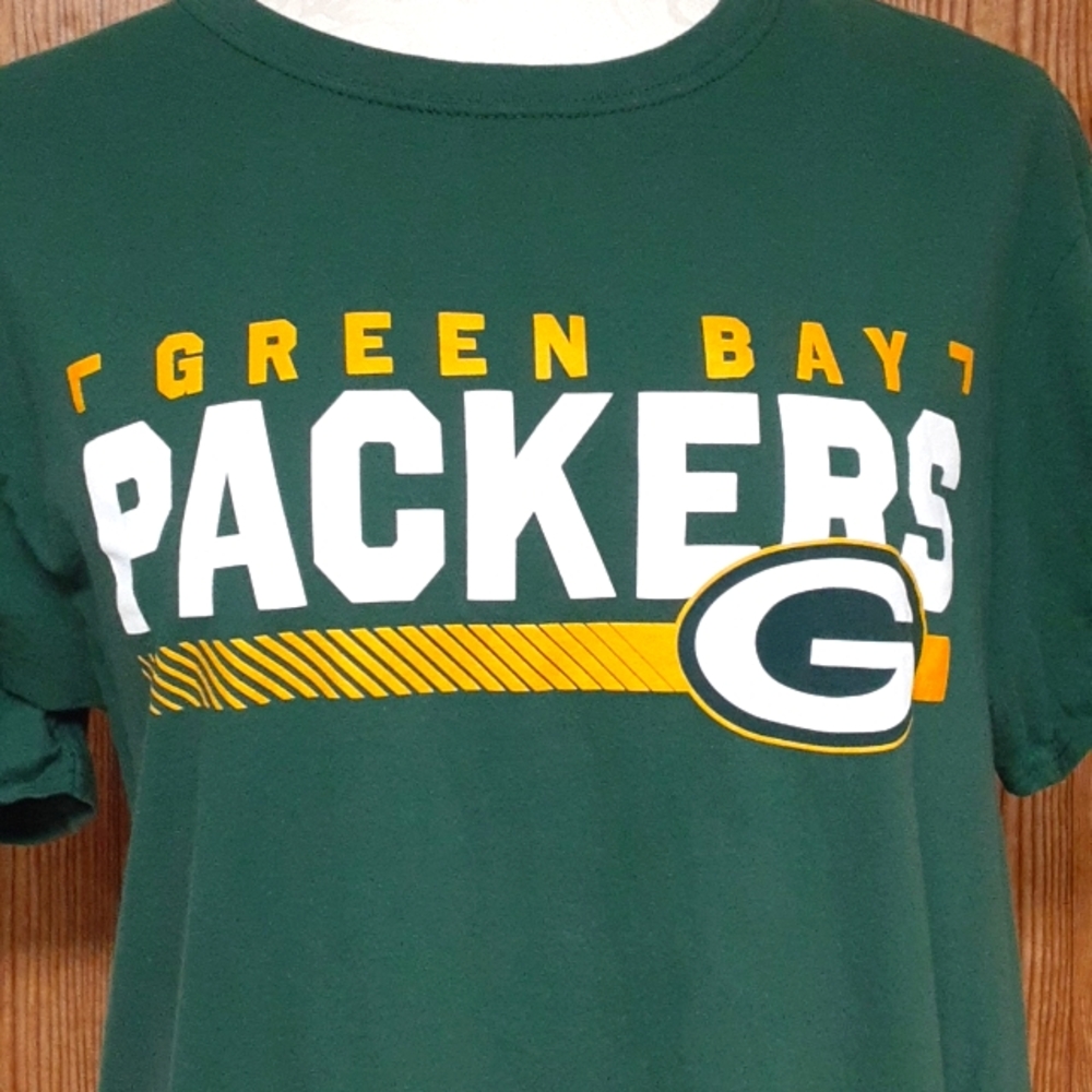 Women's large Green Bay Packers t-shirt